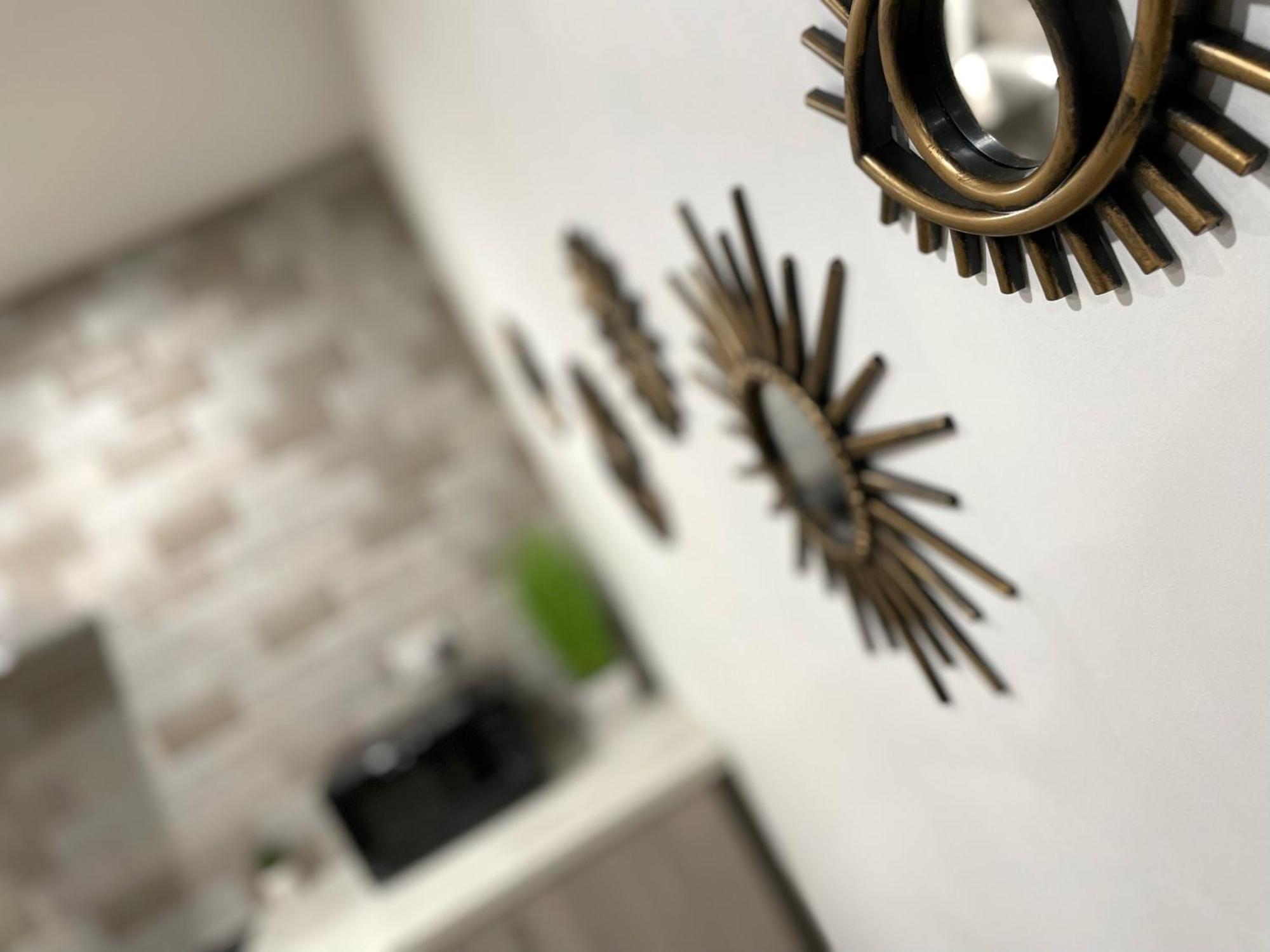 Luxurious 2 Bed Apartment In Heart Of Burnley With Private Parking Eksteriør billede