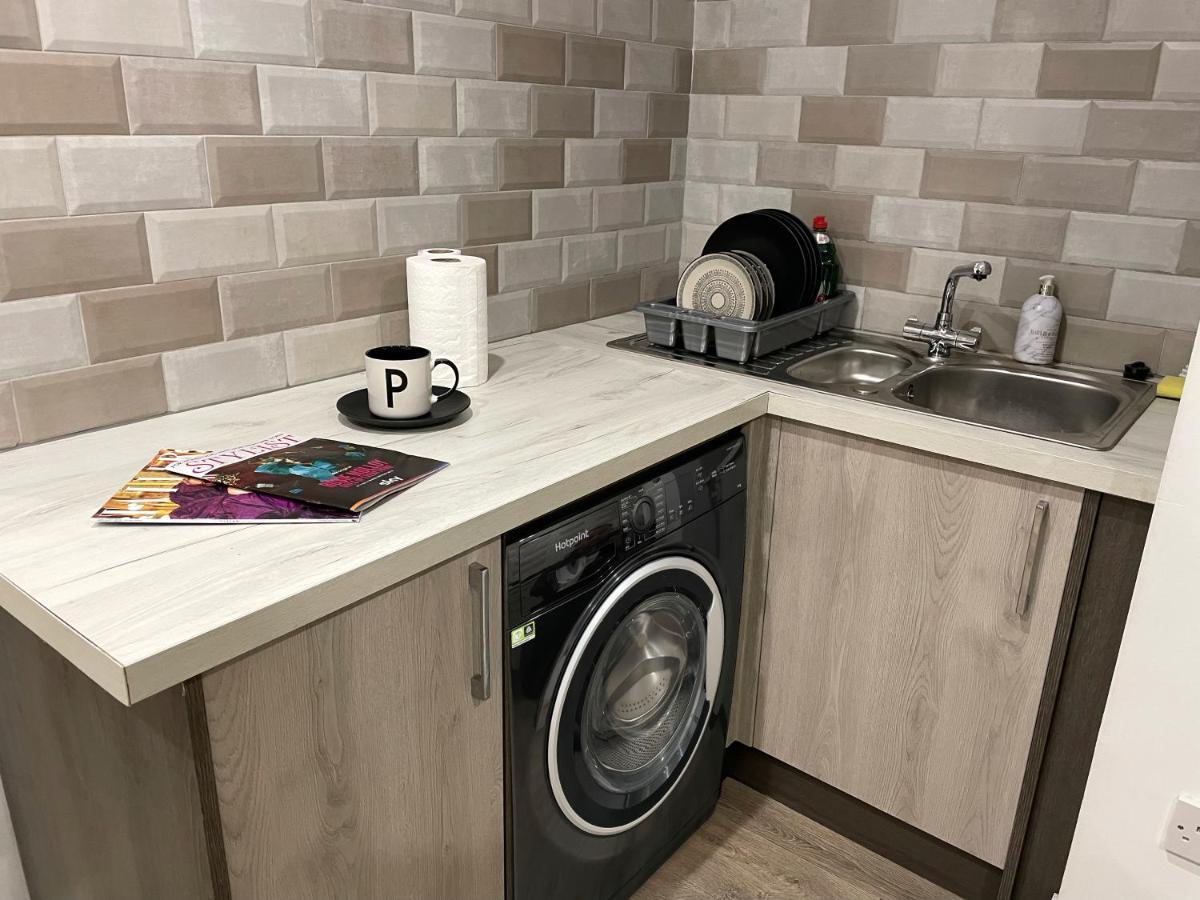 Luxurious 2 Bed Apartment In Heart Of Burnley With Private Parking Eksteriør billede